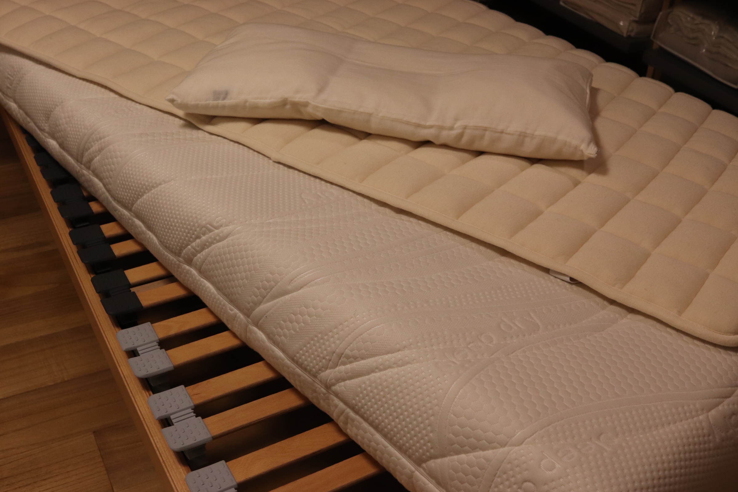 ベッド基本セットの組み合わせた写真